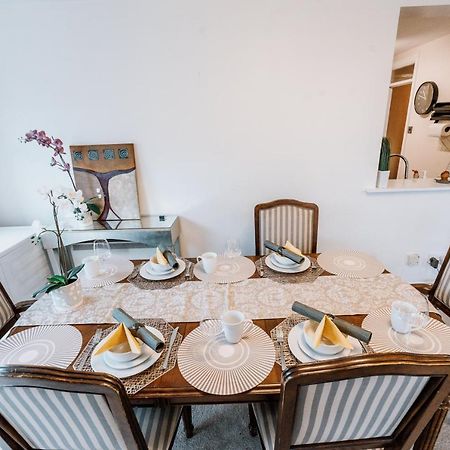 Smithfield Square Nest Entire Apt Dublin Bagian luar foto