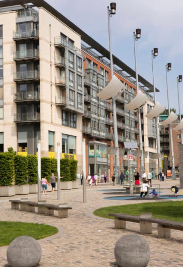 Smithfield Square Nest Entire Apt Dublin Bagian luar foto