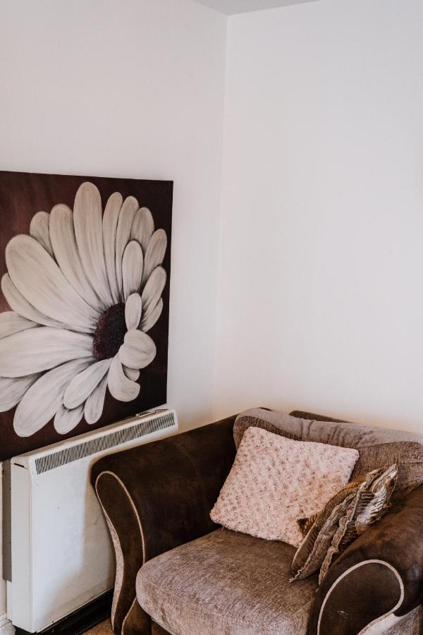 Smithfield Square Nest Entire Apt Dublin Bagian luar foto
